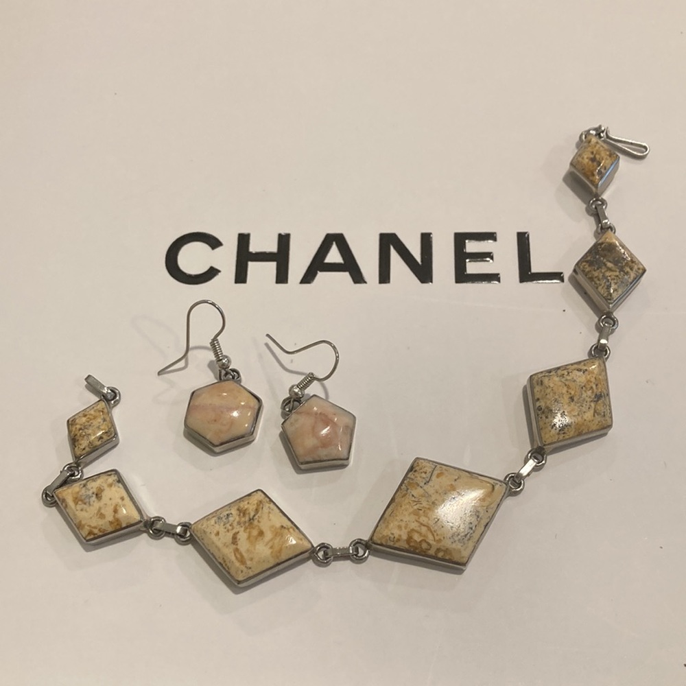 Picture JASPER stone Earrings and necklace set